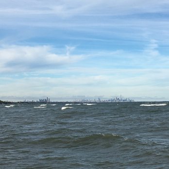Jack Darling Memorial Park - you can see Downtown Toronto and North York from this distance. - Parks Near Me - Mississauga, Ontario