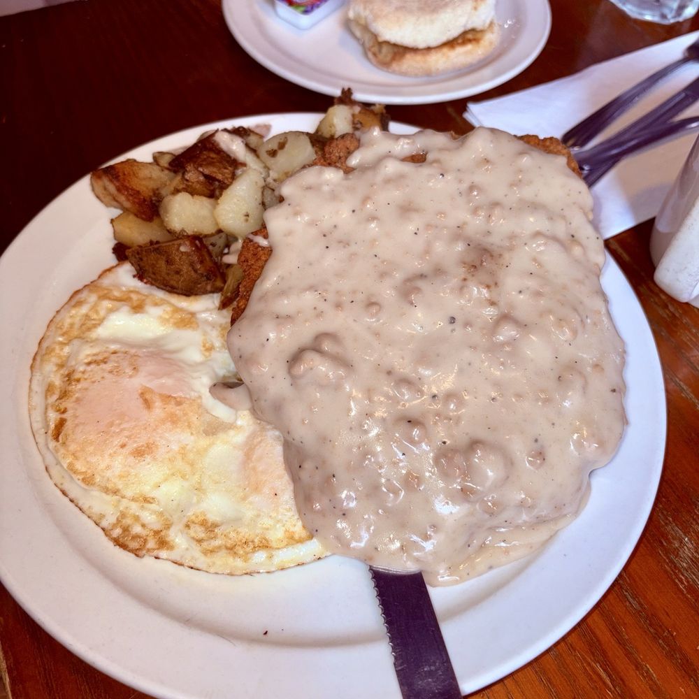 Lundy's Home Cooking - Chicken fried steak breakfast, huge and absolutely delicious - Diners Near Me - San Rafael, California Lundy's Home Cooking - Chicken fried steak breakfast, huge and absolutely delicious - Diners Near Me - San Rafael, California