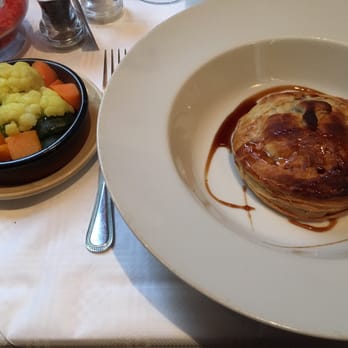 Rafael's Restaurant - Spanish Near Me - Edinburgh, EDH