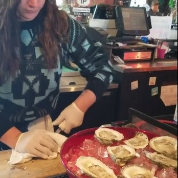 The Flying Harpoon 2 - Vic shuckin oysters - Seafood Near Me - Orange Beach, Alabama The Flying Harpoon 2 - Vic shuckin oysters - Seafood Near Me - Orange Beach, Alabama