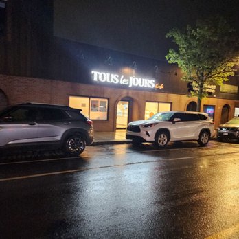 Tous Les Jours - Store front - Desserts Near Me - Quincy, Massachusetts