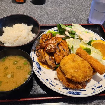 Gombei - Chicken Teriyaki with Croquette/Menchi Katsu Combo. (I forget the exact name for this dish) - Japanese Near Me - San Jose, California Gombei - Chicken Teriyaki with Croquette/Menchi Katsu Combo. (I forget the exact name for this dish) - Japanese Near Me - San Jose, California