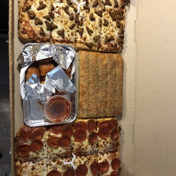 Pizza Hut - a variety of pizzas in a pizza box - Pizza Near Me - Davie, Florida Pizza Hut - a variety of pizzas in a pizza box - Pizza Near Me - Davie, Florida