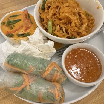 Racha Thai Cuisine - 18. Racha Pad Thai Dinner , 3. Fresh Rolls - Thai Near Me - Virginia Beach, Virginia Racha Thai Cuisine - 18. Racha Pad Thai Dinner , 3. Fresh Rolls - Thai Near Me - Virginia Beach, Virginia