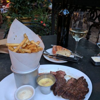 Bistro Vendôme - French Near Me - Denver, Colorado