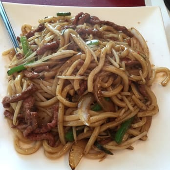 Henry's Cuisine - Filet mignon with udon and black pepper - Asian Fusion Near Me - Alhambra, California Henry's Cuisine - Filet mignon with udon and black pepper - Asian Fusion Near Me - Alhambra, California