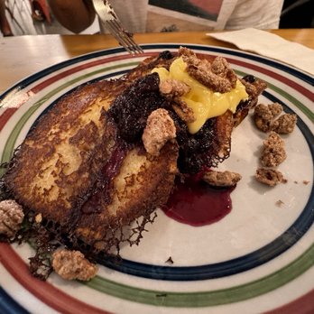 Smoke & Donuts - French toast, blueberries and pecans - Barbeque Near Me - Orlando, Florida Smoke & Donuts - French toast, blueberries and pecans - Barbeque Near Me - Orlando, Florida