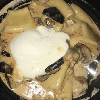Mama's - One of my favorite cheat meals - Pizza Near Me - Copiague, New York Mama's - One of my favorite cheat meals - Pizza Near Me - Copiague, New York