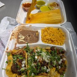 Lupitas Restaurant - 3 taco plate...carnitas, tripas and pastor