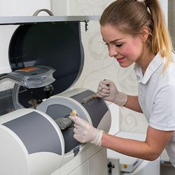 France Dental - Cosmetic Dentist
