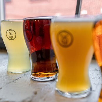 Mad Chef Taproom - Flight ($8) - Beer Bar Near Me - Lancaster, Pennsylvania Mad Chef Taproom - Flight ($8) - Beer Bar Near Me - Lancaster, Pennsylvania