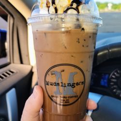 Mudslingers - 24oz "Mudslinger" Iced Latte