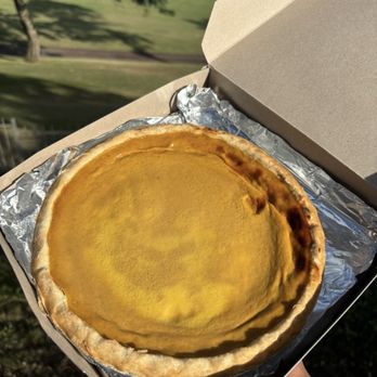 Sing Cheong Yuan Bakery - Pumpkin custard pie - Bakeries Near Me - Honolulu, Hawaii Sing Cheong Yuan Bakery - Pumpkin custard pie - Bakeries Near Me - Honolulu, Hawaii