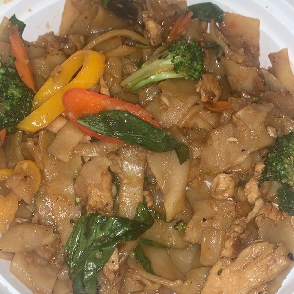 Drunken Noodles with chicken. Drunken Noodles with chicken.