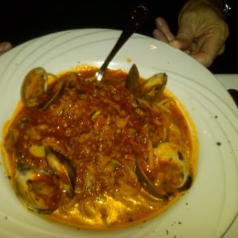 Villa Gennaro - Red Clam Sauce - Italian Near Me - Edison, New Jersey Villa Gennaro - Red Clam Sauce - Italian Near Me - Edison, New Jersey