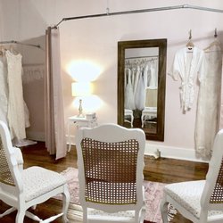 Vintage Chic Bridal Boutique