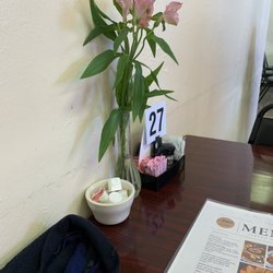 Cafe Antigua - Table centerpiece - real flowers