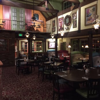 Mimi's Cafe - Left side seating area. - Breakfast & Brunch Near Me - Corona, California