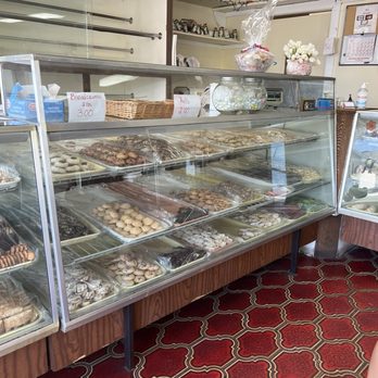 Marianna's Belltop Bakery - Bakeries Near Me - Meriden, Connecticut Marianna's Belltop Bakery - Bakeries Near Me - Meriden, Connecticut