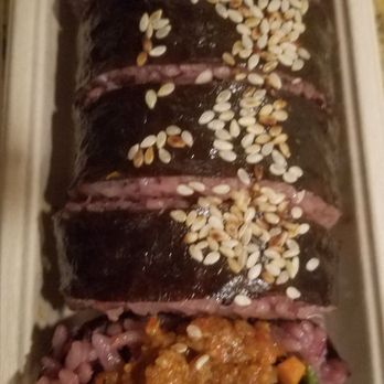 Marche Gangnam Style - Porc epice kimbap, spicy pork roll - International Grocery Near Me - Montreal, Quebec Marche Gangnam Style - Porc epice kimbap, spicy pork roll - International Grocery Near Me - Montreal, Quebec