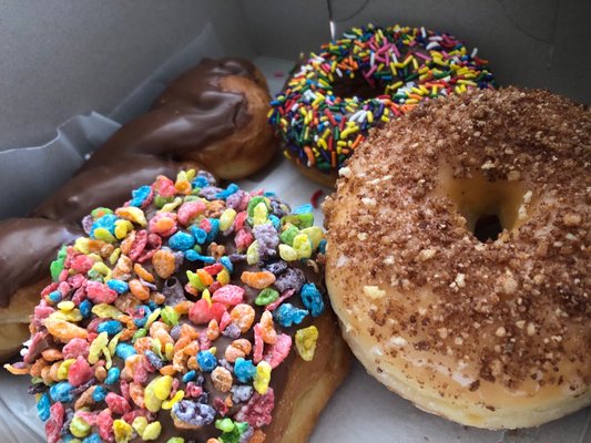 Baker's Dozen Donuts - Riverside by null