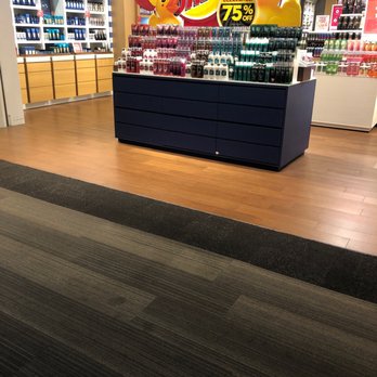 Bath & Body Works - Cosmetics & Beauty Supply Near Me - Brea, California Bath & Body Works - Cosmetics & Beauty Supply Near Me - Brea, California