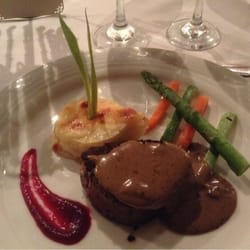 La Gondola Ristorante Italiano - Beef Fillet with Green Pepper Sauce