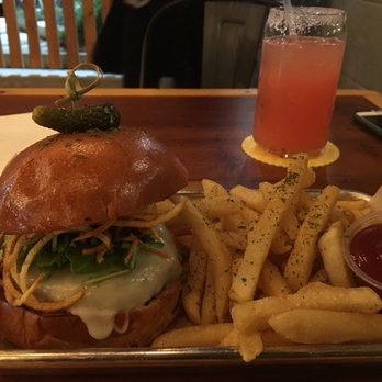 Brew Kitchen Bar - Prime burger medium rare - Gastropubs Near Me - Monterey Park, California Brew Kitchen Bar - Prime burger medium rare - Gastropubs Near Me - Monterey Park, California
