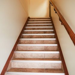 Happy Beaver Esthetics - Entrance - Steps to Waiting Room
