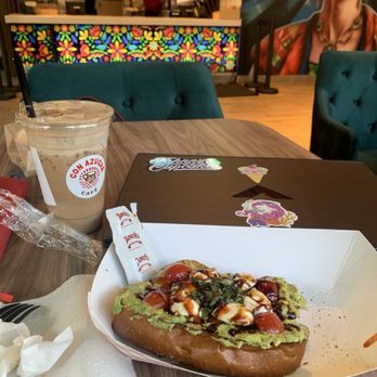 Con Azucar Cafe - Bakeries Near Me - Sacramento, California