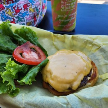 Schmunch Burger - Regular burger - Burgers Near Me - Portland, Oregon Schmunch Burger - Regular burger - Burgers Near Me - Portland, Oregon