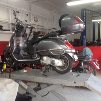 Moto Garage - GT200L fuel filter change - Motorcycle Repair Near Me Moto Garage - GT200L fuel filter change - Motorcycle Repair Near Me