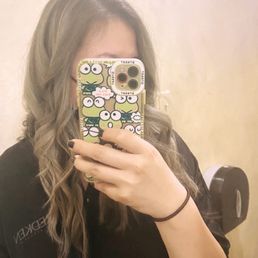 Ashy Blonde highlights and a hair cut