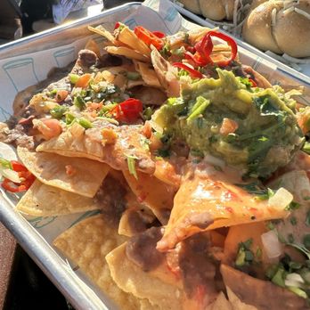 Morrison - Burbank - Vegan nachos - Gastropubs Near Me - Burbank, California Morrison - Burbank - Vegan nachos - Gastropubs Near Me - Burbank, California