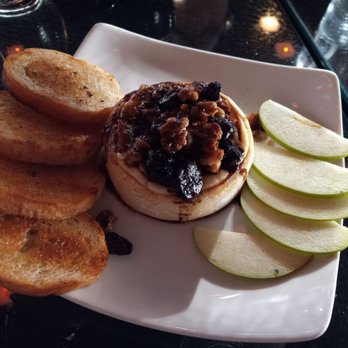 Damacios Bar & Tapas - The baked brie was really good - Tapas Bars Near Me - Albuquerque, New Mexico