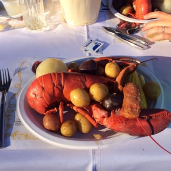 LA Lobster Party - Lobster... Need I say more? - Caterers Near Me
