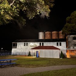 Pitt Street Brewing Company On the Pamlico - Awesome place!