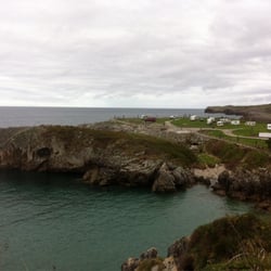 Camping Entreplayas - Vista del camping desde el pueblo de llanes