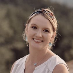 Kylie Ellison, Lmt - This is me!