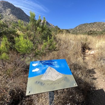 El Cajon Mountain Trail - South Ridge - Hiking Near Me - Lakeside, California