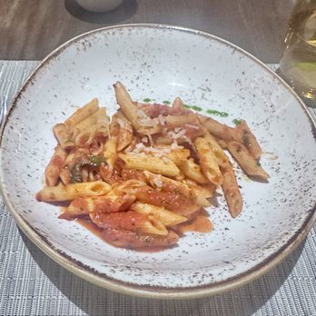 Tavola - Penne Arrabbiata - Italian Near Me - Cancún, ROO Tavola - Penne Arrabbiata - Italian Near Me - Cancún, ROO