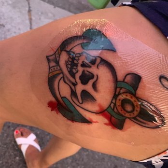 Black Pearl - Tattoo Near Me - Santa Cruz, California