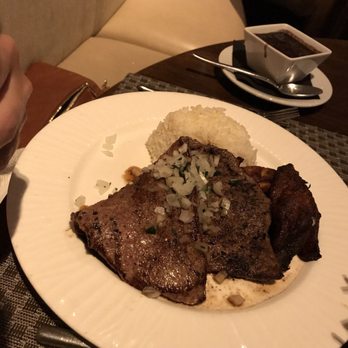 The Wave Kitchen & Bar - Wagyu Cuban Style Steak  7oz - Bars Near Me - Vero Beach, Florida
