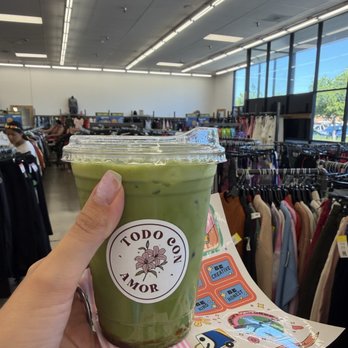 Todo Con Amor - Iced guava matcha - Coffee & Tea Near Me - Santa Ana, California Todo Con Amor - Iced guava matcha - Coffee & Tea Near Me - Santa Ana, California