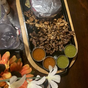 Los Dos Potrillos - Taquiza Taco plate - Mexican Near Me - Centennial, Colorado