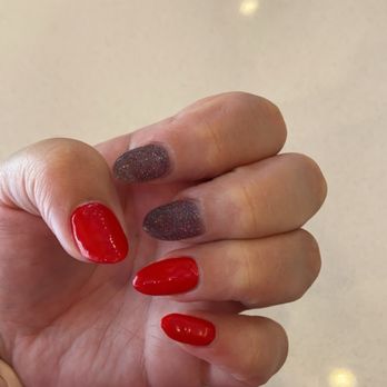 Painted Goose Nail - Nail Technicians Near Me - Saint Louis, Missouri Painted Goose Nail - Nail Technicians Near Me - Saint Louis, Missouri