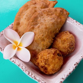 The Empanada Lady - Empanadas (@miguelmoralesphotography on Instagram) - Caribbean Near Me - Wailuku, Hawaii The Empanada Lady - Empanadas (@miguelmoralesphotography on Instagram) - Caribbean Near Me - Wailuku, Hawaii