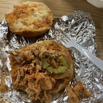 Burl's Country Smokehouse - Pulled pork sandwich - Smokehouse Near Me - Royal, Arkansas