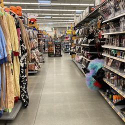 Walmart Supercenter - Aisle
