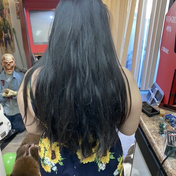 Red Salon Art - This is my before hair, see how full and tangled it was? Starrie did an amazing job transforming from this - Hair Salons Near Me - Sacramento, California Red Salon Art - This is my before hair, see how full and tangled it was? Starrie did an amazing job transforming from this - Hair Salons Near Me - Sacramento, California